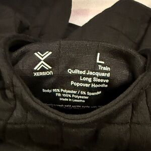 Men’s Xersion Quilted Jacquard Popover Hoodie in Black